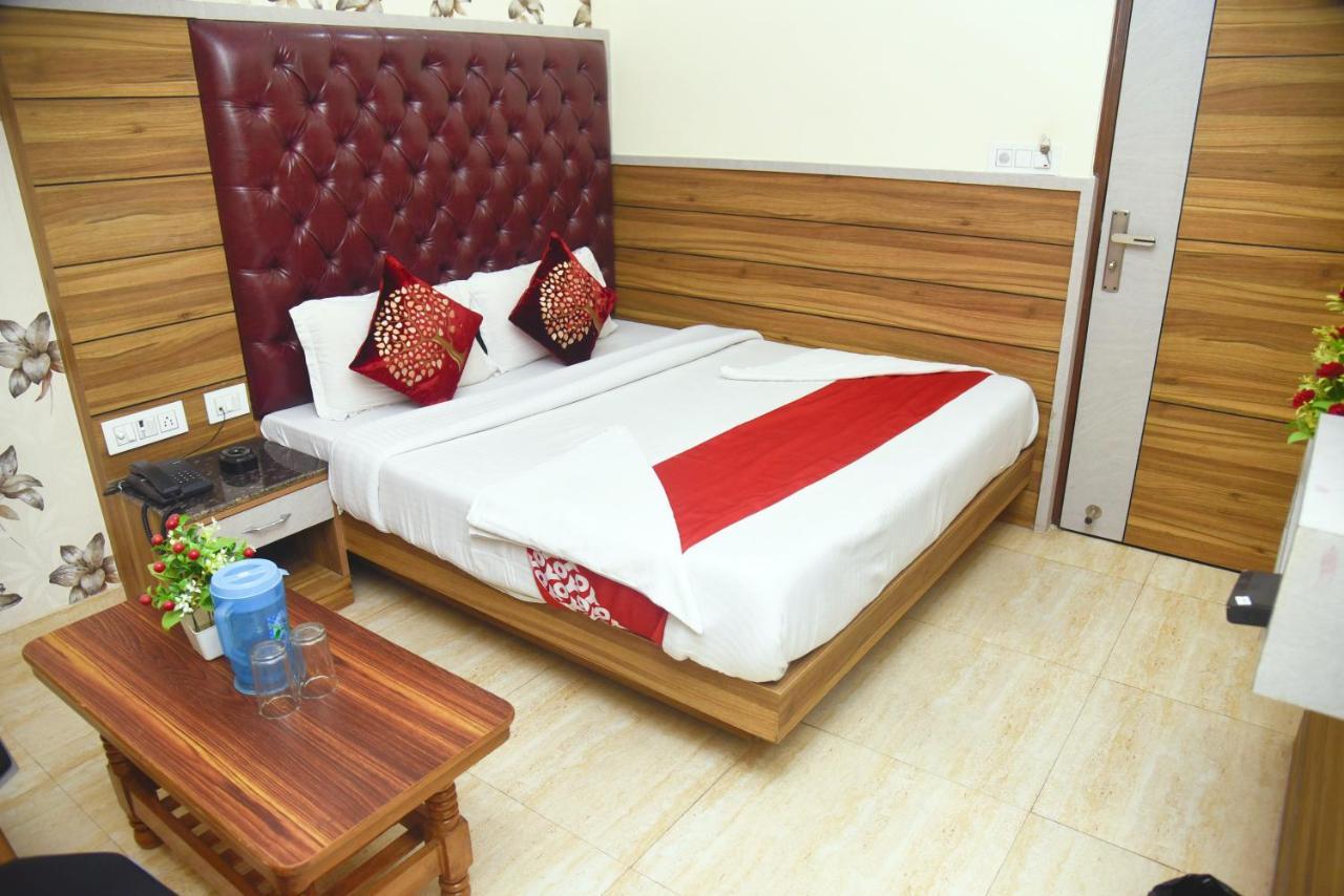 Hotel Delhi Darshan Deluxe-By Rsl Hospitality Ню Делхи Екстериор снимка